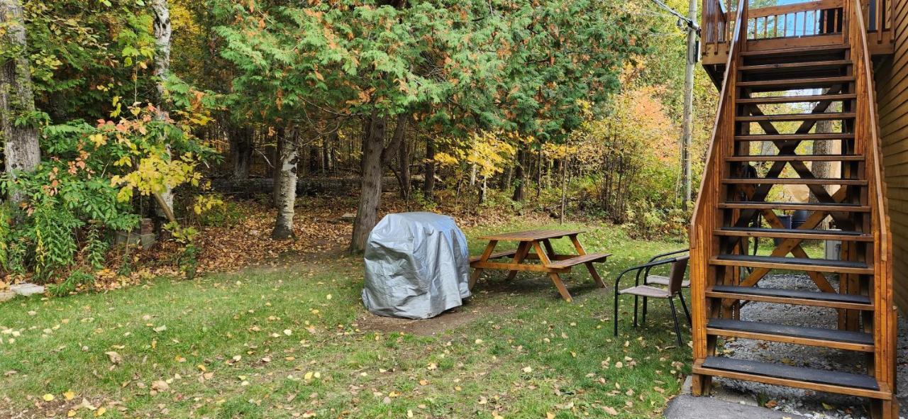 Le Nid Dore Sur Le Lac Val des Monts Exterior foto
